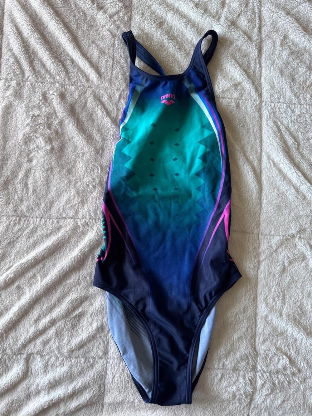 Like new Arena Women’s ARENA ONE PLACED PRINT ONE PIECE - size 26